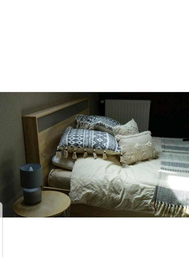 Agreable Chambre Privee Avec Entree Independante Langeais Luaran gambar