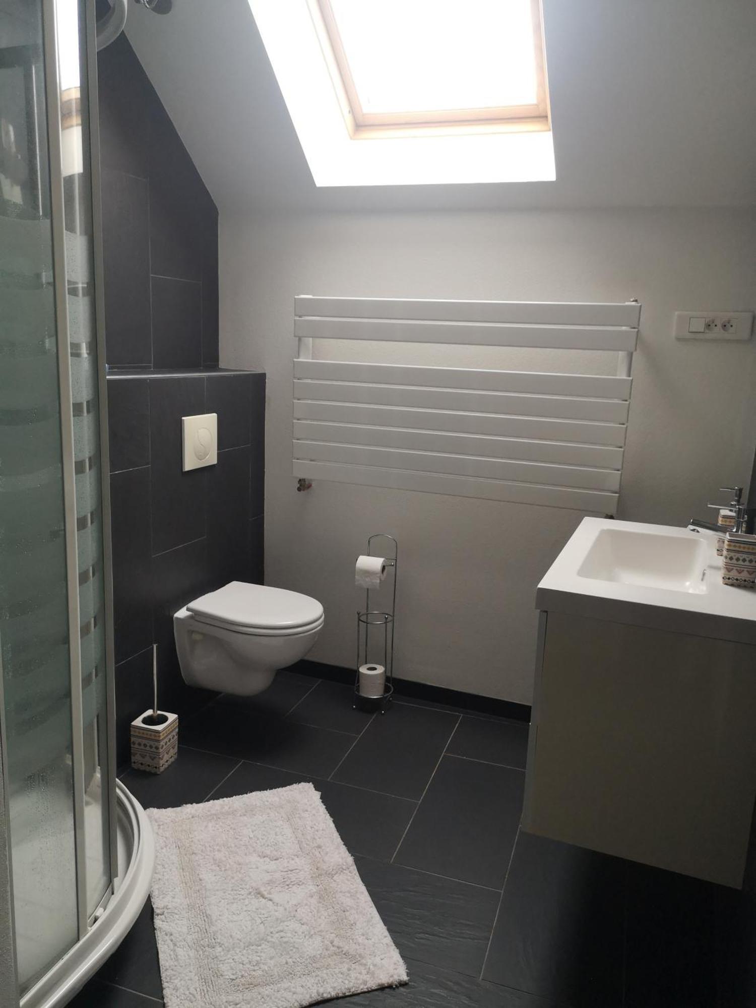 Agreable Chambre Privee Avec Entree Independante Langeais Luaran gambar
